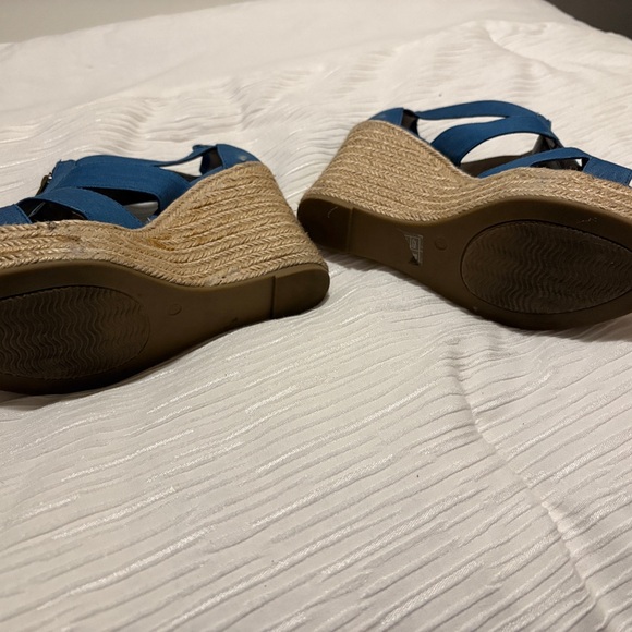 Moda Blue Wedge Sandals - Picture 6 of 7